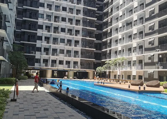 Shore 3 Moa Pasay